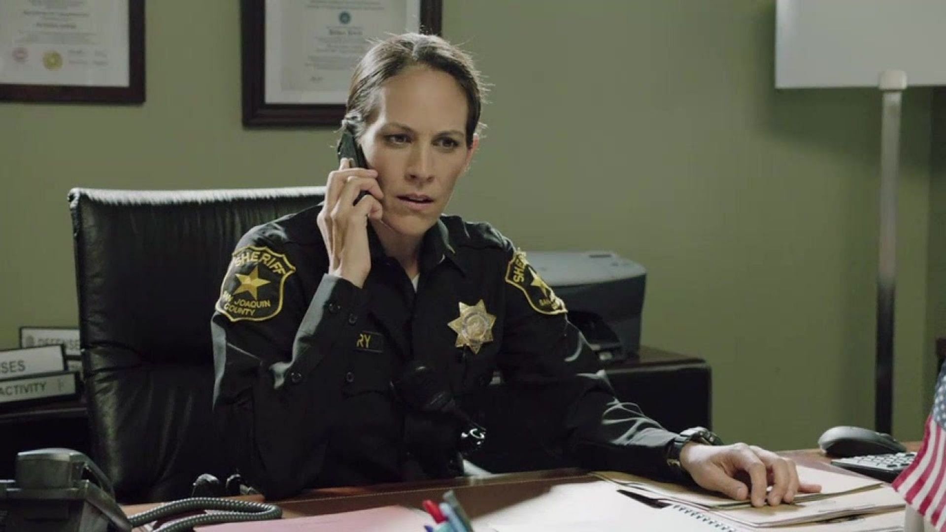 Annabeth Bish plays Sheriff Althea Jarry (Image via YouTube/FX Networks)